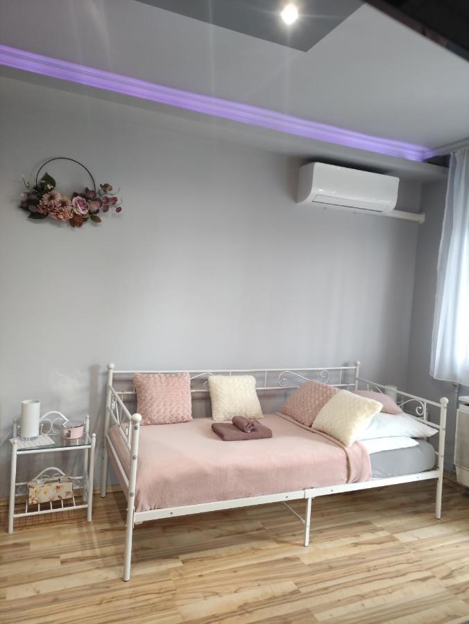 Sára Apartman Nyíregyháza Kültér fotó