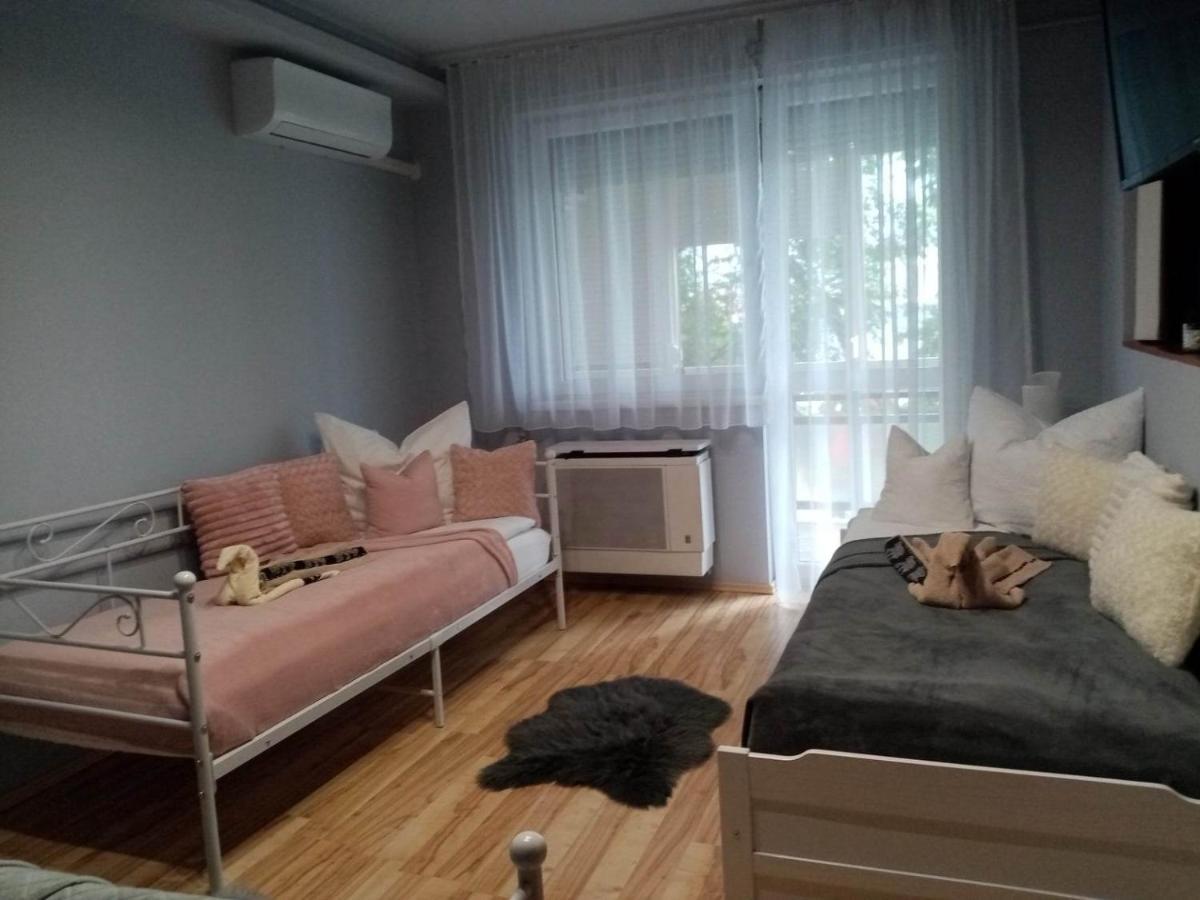Sára Apartman Nyíregyháza Kültér fotó